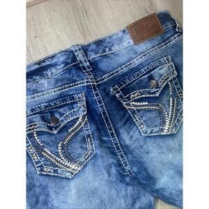 Ariya Jeans Women’s Size 11/12 Blue Flare Denim Embroidered Acid Wash